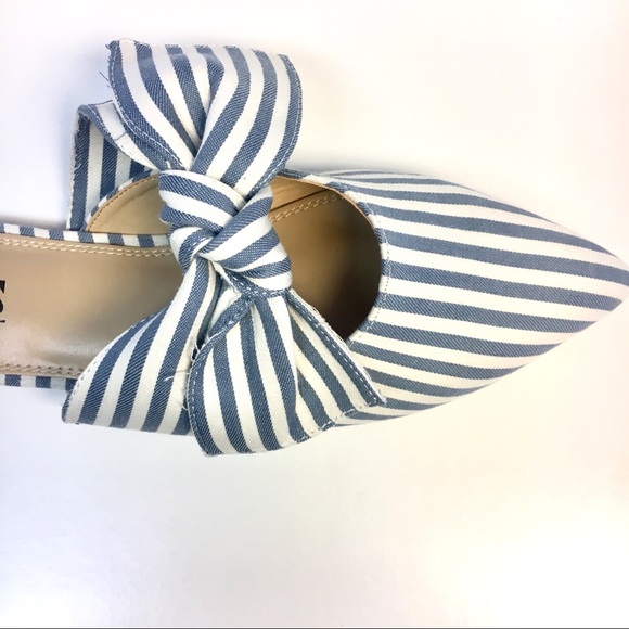 Last pair! Striped Bow Mule in White and Blue - Picture 7 of 8